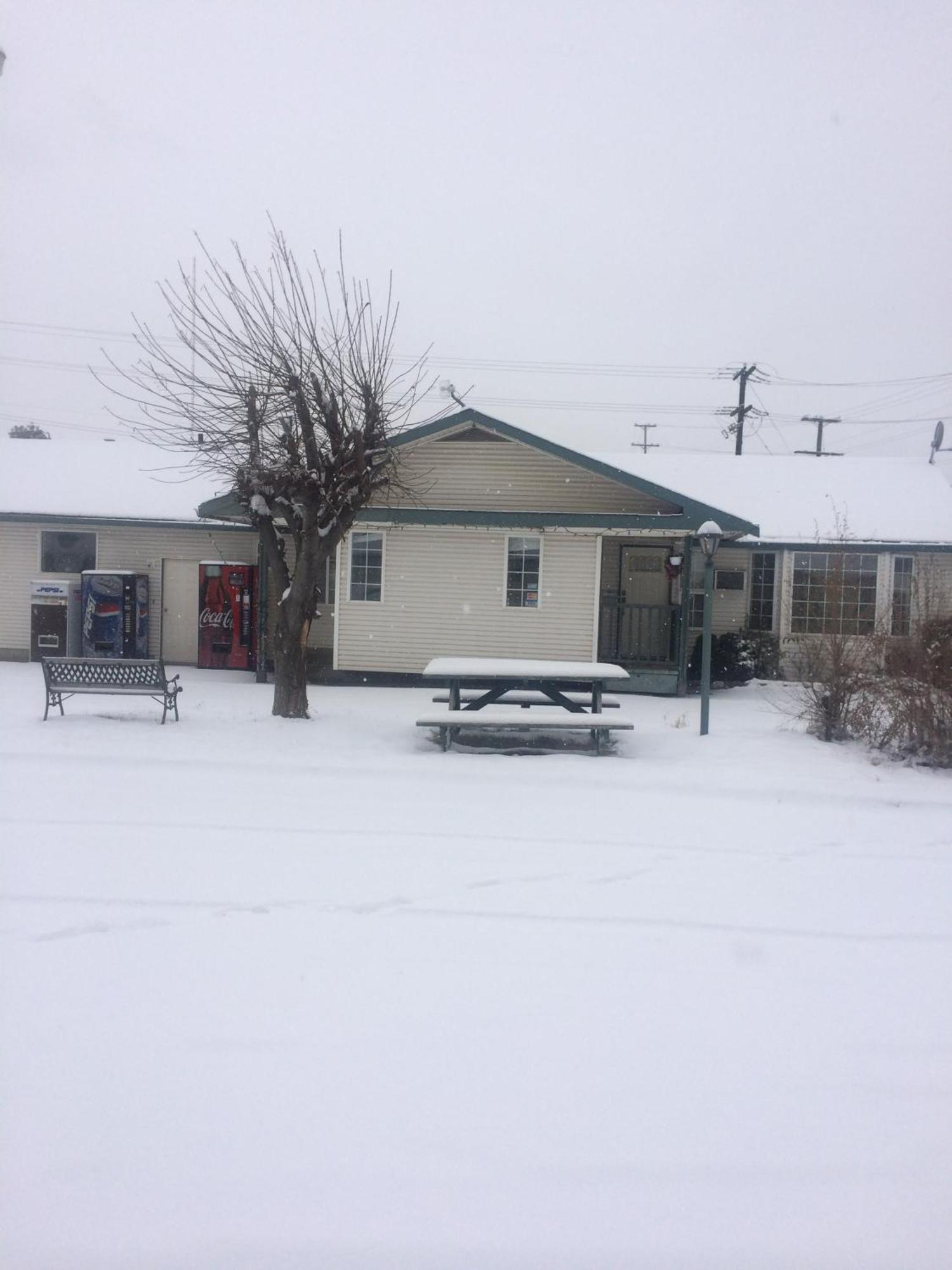 Road Runner Motel Merritt Exterior foto