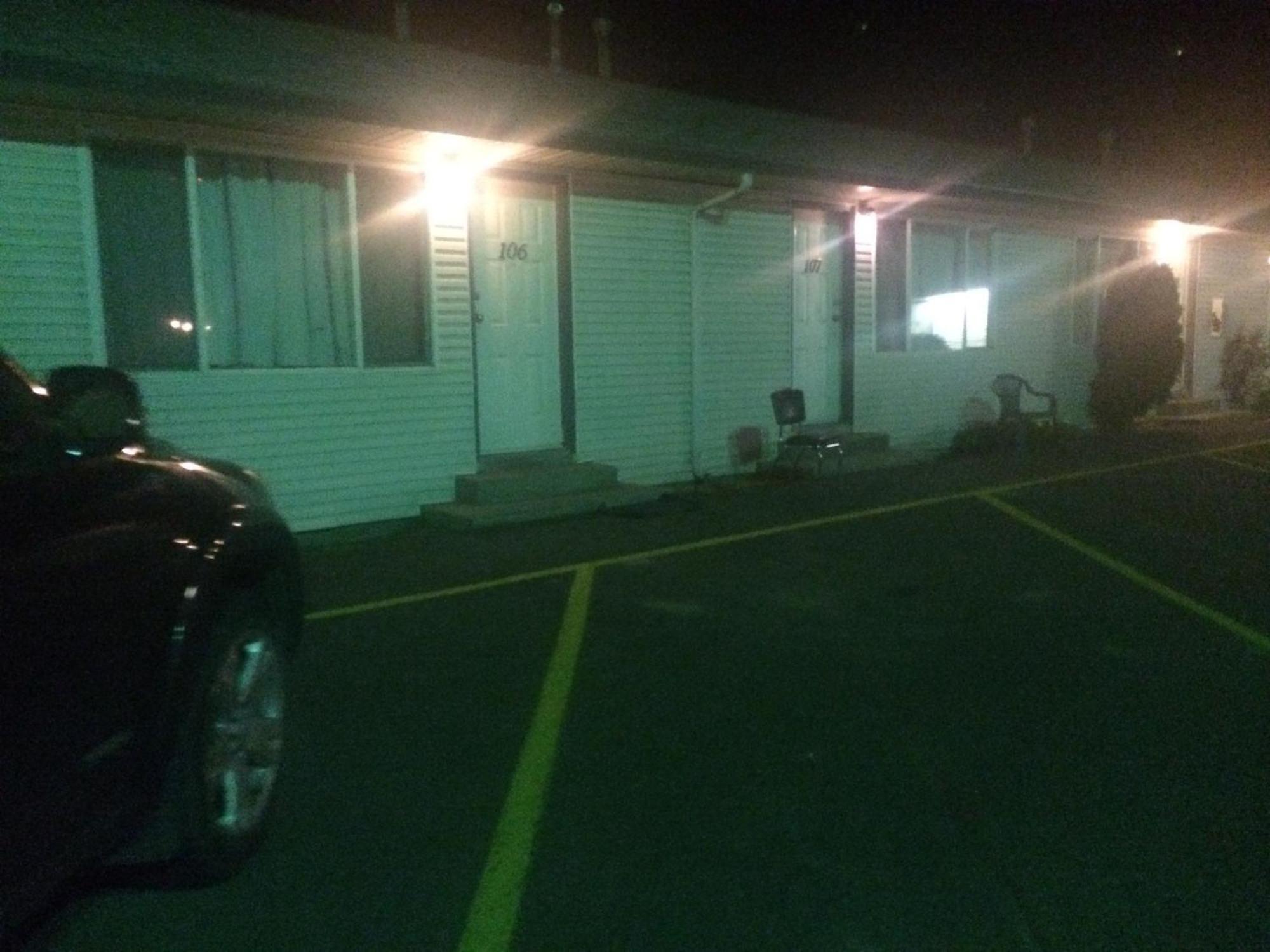 Road Runner Motel Merritt Exterior foto